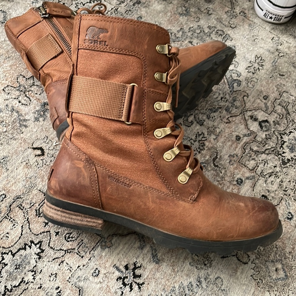 Sorel tan winter boots